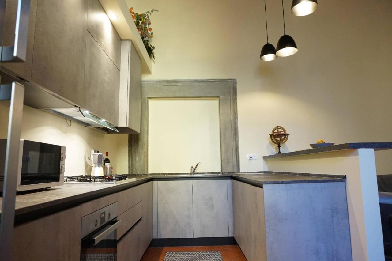 L'Antica Dimora Di Bill Apartment Lucca Bagian luar foto