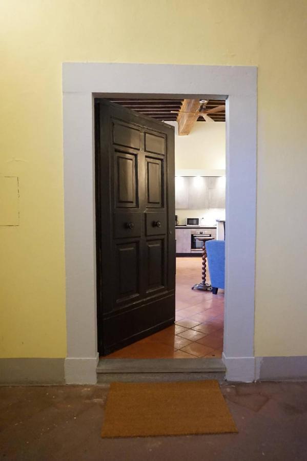 L'Antica Dimora Di Bill Apartment Lucca Bagian luar foto